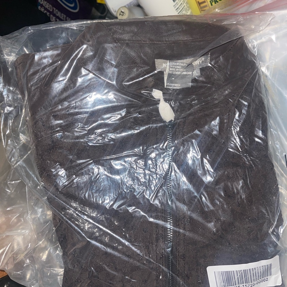Kate and mallory zip up size xL